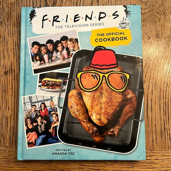 FRIENDS THE TELEVISION SERIES OFFICIAL COOKBOOK - HARDCOVER - Picture 1 of 9